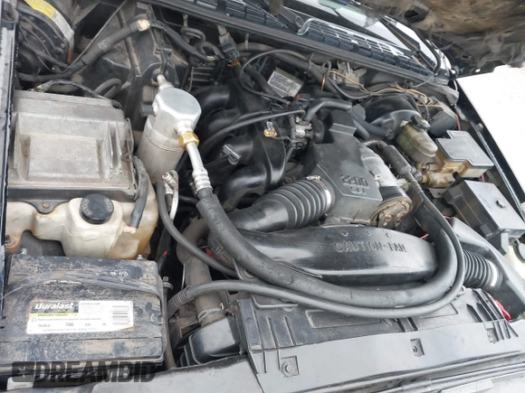 1999 GMC Sonoma z VIN 1GTCS1448X8529251, wystawiony jako IAAI lot #41493556 z przebiegiem 291 159 mil mil oraz . Historia ofert i sprzedaży dostępna na DreamBid. Obrazek 10.