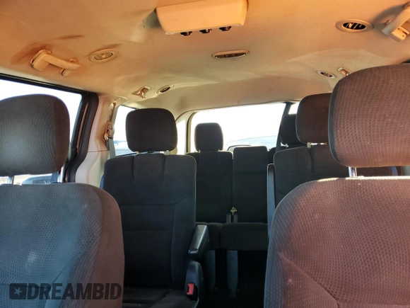 2016 Dodge Grand Caravan SE with VIN 2C4RDGBG0GR372923, listed as a Copart auction lot 80081114 with 261,191 mi miles and Clean Title. Bid and sale history available at DreamBid. Image 10.