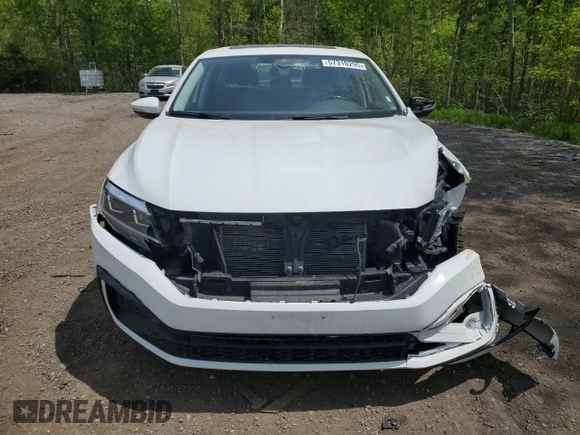 2020 Volkswagen Passat with VIN 1VWEA7A32LC004720, listed as a Copart auction lot 57310295 with 125,589 mi miles and Salvage title. Bid and sale history available at DreamBid. Image 5.
