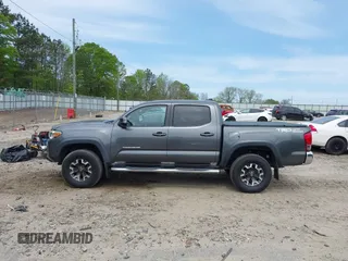 2017 Toyota Tacoma SR5 with VIN 3TMAZ5CN7HM026618, listed as a IAAI auction lot 42033682 with 96,430 mi miles and . Bid and sale history available at carsss.com. Image 15.