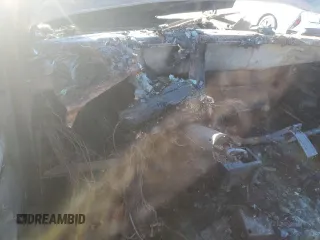 1994 GMC Suburban z VIN 1GKEC16K3RJ769051, wystawiony jako Copart lot #74576864 z przebiegiem Nie podano mil oraz Nie do naprawy • Non repairable. Historia ofert i sprzedaży dostępna na DreamBid. Obrazek 9.