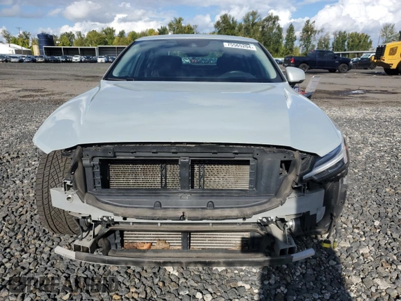 2021 Volvo S60 Inscription with VIN 7JRA22TL0MG095593, listed as a Copart auction lot 75565204 with 39,605 mi miles and Salvage Title. Bid and sale history available at carsss.com. Image 5.