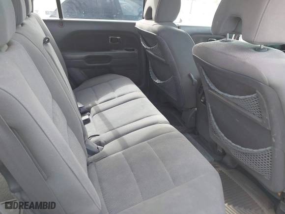 2006 Honda Pilot EX with VIN 2HKYF184X6H519132, listed as a IAAI auction lot 42030952 with 256,094 mi miles. Bid and sale history available at carsss.com. Image 8.