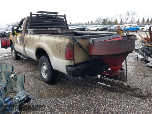 2012 Ford F-250 z VIN 1FTSF2B69CEB08368, wystawiony jako IAAI lot #41718142 z przebiegiem Nie podano mil oraz . Historia ofert i sprzedaży dostępna na DreamBid. Obrazek 3.