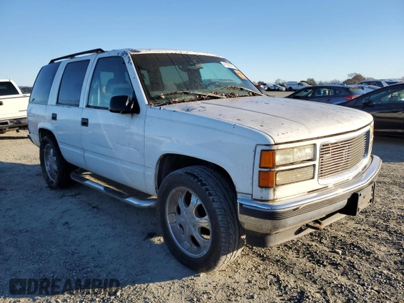 1997 GMC Yukon with VIN 1GKEK13R7VJ748007, listed as a Copart auction lot 41828585 with 209,516 mi miles and Clean Title. Bid and sale history available at carsss.com. Image 4.