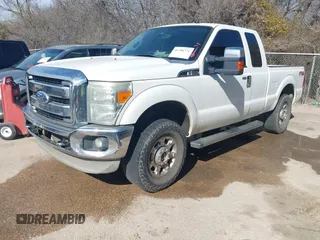 2012 Ford F-250 XL z VIN 1FT7X2B65CEA15950, wystawiony jako IAAI lot #41786771 z przebiegiem 306 477 mil mil oraz . Historia ofert i sprzedaży dostępna na DreamBid. Obrazek 2.