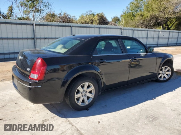 2007 Chrysler 300 Signature with VIN 2C3KA53G57H635155, listed as a Copart auction lot 84805504 with 182,661 mi miles and Clean Title. Bid and sale history available at carsss.com. Image 3.