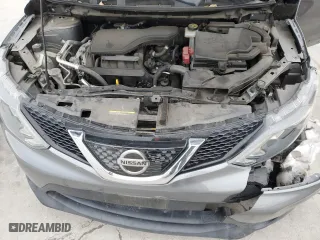 2018 Nissan Rogue Sport S with VIN JN1BJ1CP2JW182807, listed as a Copart auction lot 84295404 with 70,530 mi miles and Salvage Title. Bid and sale history available at carsss.com. Image 12.