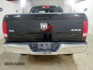 2024 Ram 1500 SLT z VIN 1C6RR7GG8RS124812, wystawiony jako Copart lot #58272835 z przebiegiem Nie podano mil oraz Szkoda całkowita • Salvage title. Historia ofert i sprzedaży dostępna na DreamBid. Obrazek 6.