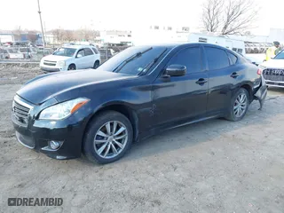2013 Infiniti M37 with VIN JN1BY1ARXDM604564, listed as a IAAI auction lot 41676739 with 1 miles. Bid and sale history available at carsss.com. Image 16.