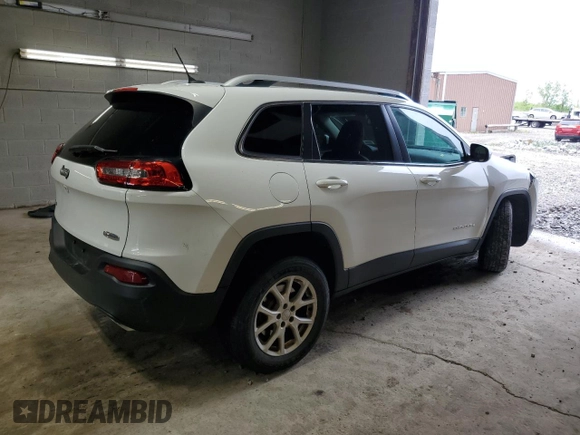 2015 Jeep Cherokee Latitude z VIN 1C4PJMCS7FW624366, wystawiony jako Copart lot #58634805 z przebiegiem 80 598 mil mil oraz Szkoda całkowita • Salvage title. Historia ofert i sprzedaży dostępna na DreamBid. Obrazek 3.