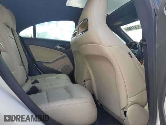 2019 Mercedes-Benz CLA 250 с VIN WDDSJ4EBXKN740240, выставлен на аукционе Copart как лот 56231805 с пробегом 102 458 миль миль и Списание • Salvage title. История ставок и продаж доступна на DreamBid. Изображение 10.