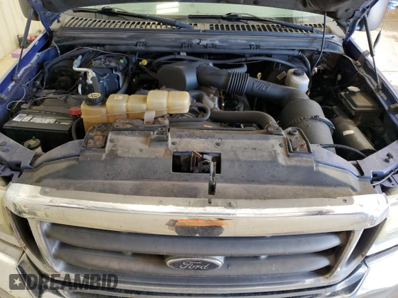 2003 Ford Super Duty F-250 XL with VIN 1FTNX21S53EB88308, listed as a Copart auction lot 73036864 with 205,265 mi miles and Non Repairable. Bid and sale history available at carsss.com. Image 11.