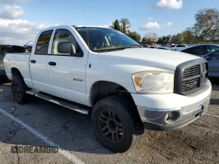 2008 Dodge 1500 SLT with VIN 1D7HA18N88J159222, listed as a Copart auction lot 45578645 with 218,877 mi miles and Clean Title. Bid and sale history available at carsss.com. Image 4.