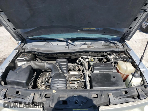 2005 Saturn VUE z VIN 5GZCZ33D05S830796, wystawiony jako Copart lot #57274155 z przebiegiem 150 894 mil mil oraz Szkoda całkowita • Salvage title. Historia ofert i sprzedaży dostępna na DreamBid. Obrazek 12.