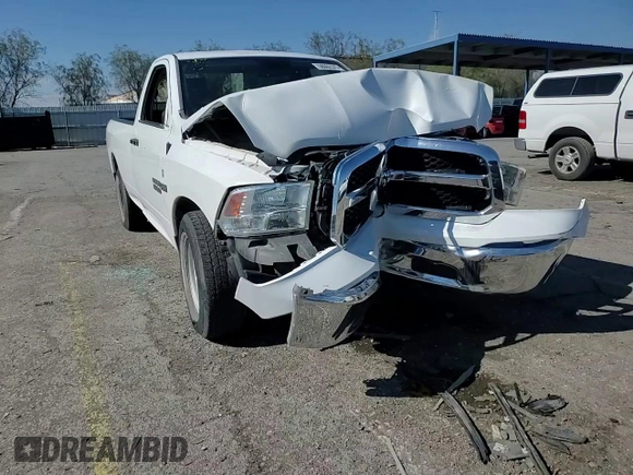 2016 Ram 1500 Tradesman z VIN 3C6JR6DT6GG282434, wystawiony jako Copart lot #56062375 z przebiegiem 123 990 mil mil oraz Szkoda całkowita • Salvage title. Historia ofert i sprzedaży dostępna na DreamBid. Obrazek 13.