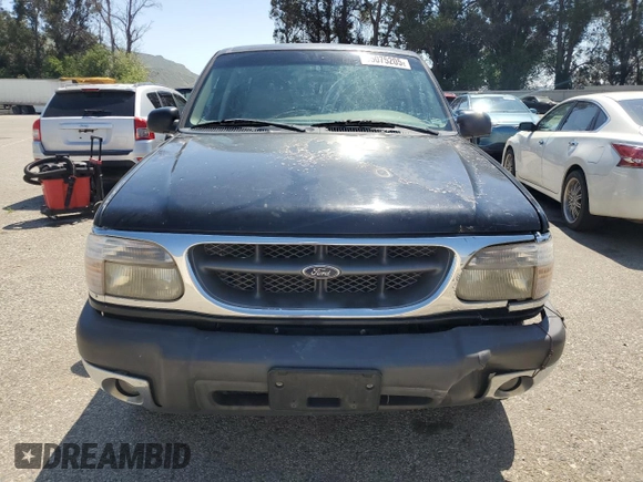 2000 Ford Explorer XLT z VIN 1FMZU63E0YZC04466, wystawiony jako Copart lot #55075205 z przebiegiem 195 071 mil mil oraz Szkoda całkowita • Salvage title. Historia ofert i sprzedaży dostępna na DreamBid. Obrazek 5.