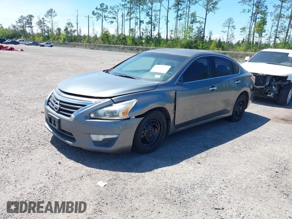 2014 Nissan Altima S with VIN 1N4AL3AP5EN375231, listed as a IAAI auction lot 41875976 with 142,345 mi miles and . Bid and sale history available at carsss.com. Image 2.