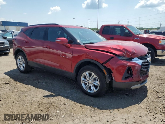 2021 Chevrolet Blazer LT z VIN 3GNKBCRS6MS524834, wystawiony jako Copart lot #63138245 z przebiegiem 28 387 mil mil oraz Nie do naprawy • Non repairable. Historia ofert i sprzedaży dostępna na DreamBid. Obrazek 4.