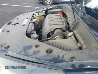 2014 Chevrolet Traverse LTZ z VIN 1GNKRJKD2EJ187478, wystawiony jako IAAI lot #43322048 z przebiegiem 206 282 mil mil oraz . Historia ofert i sprzedaży dostępna na DreamBid. Obrazek 19.