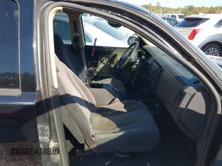 2003 Dodge Dakota SLT with VIN 1D7HL48X93S151422, listed as a IAAI auction lot 40661577 with 238,586 mi miles. Bid and sale history available at carsss.com. Image 5.