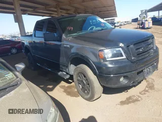 2008 Ford F-150 XLT z VIN 1FTPW14528FA68530, wystawiony jako IAAI lot #41980418 z przebiegiem Nie podano mil oraz . Historia ofert i sprzedaży dostępna na DreamBid. Obrazek 1.