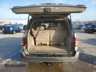 2002 Toyota Sequoia SR5 with VIN 5TDZT34A42S061905, listed as a Copart auction lot 86990884 with 198,024 mi miles and Clean Title. Bid and sale history available at carsss.com. Image 6.