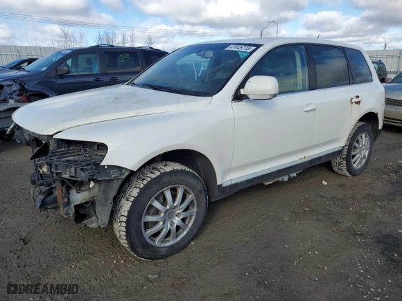 2006 Volkswagen Touareg 3.2L V6 with VIN WVGZG77L86D011367, listed as a Copart auction lot 47445715 with 395,034 mi miles and Salvage Title. Bid and sale history available at carsss.com. Image 1.