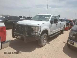 2019 Ford F-350 XL z VIN 1FT8W3BT4KEF58773, wystawiony jako Copart lot #52741405 z przebiegiem 72 923 mil mil oraz Tytuł czysty. Historia ofert i sprzedaży dostępna na DreamBid. Obrazek 1.