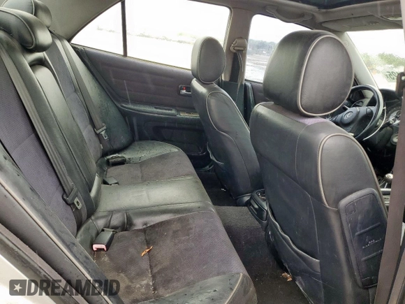 2004 Lexus IS 300/350 z VIN JTHBD192540086952, wystawiony jako Copart lot #60622125 z przebiegiem 250 991 mil mil oraz Czysty tytuł • Clean title. Historia ofert i sprzedaży dostępna na DreamBid. Obrazek 10.