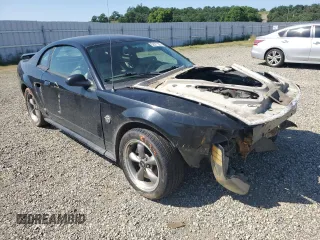 2004 Ford Mustang GT Deluxe z VIN 1FAFP42X64F137315, wystawiony jako Copart lot #52577925 z przebiegiem 210 557 mil mil oraz Szkoda całkowita • Salvage title. Historia ofert i sprzedaży dostępna na DreamBid. Obrazek 4.