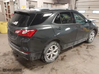 2020 Chevrolet Equinox LT with VIN 2GNAXVEX7L6129889, listed as a IAAI auction lot 41575415 with 67,683 mi miles. Bid and sale history available at carsss.com. Image 4.