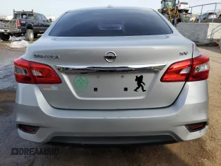 2017 Nissan Sentra SV z VIN 3N1AB7AP4HL698746, wystawiony jako Copart lot #84210594 z przebiegiem 150 673 mil mil oraz Szkoda całkowita • Salvage title. Historia ofert i sprzedaży dostępna na DreamBid. Obrazek 6.