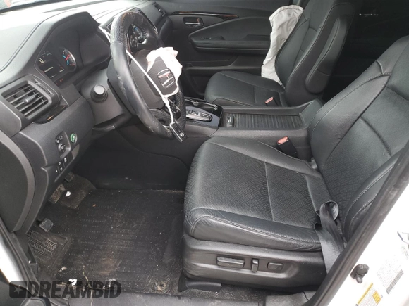 2021 Honda Passport Elite z VIN 5FNYF8H08MB026244, wystawiony jako Copart lot #88502815 z przebiegiem 23 338 mil mil oraz Szkoda całkowita • Salvage title. Historia ofert i sprzedaży dostępna na DreamBid. Obrazek 7.