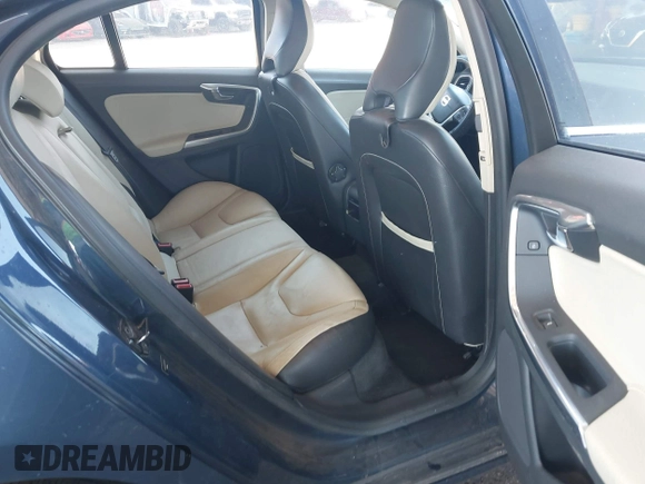2012 Volvo S60 T5 с VIN YV1622FS6C2076723, выставлен на аукционе IAAI как лот 42125298 с пробегом 165 184 миль миль и . История ставок и продаж доступна на DreamBid. Изображение 8.