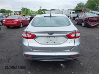 2016 Ford Fusion SE z VIN 3FA6P0H72GR120891, wystawiony jako IAAI lot #42364227 z przebiegiem 234 532 mil mil oraz . Historia ofert i sprzedaży dostępna na DreamBid. Obrazek 16.