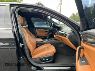 2020 BMW 5 Series 530i xDrive with VIN WBAJR7C05LCD10212, listed as a Copart auction lot 64332635 with 111,314 mi miles and Clean title. Bid and sale history available at DreamBid. Image 5.