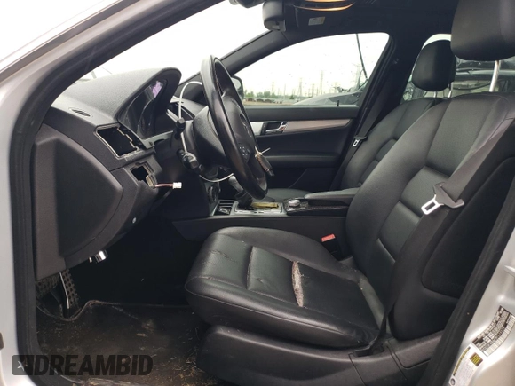 2009 Mercedes-Benz C 300 Sport with VIN WDDGF81X69F214529, listed as a Copart auction lot 61756915 with 135,184 mi miles and Clean title. Bid and sale history available at DreamBid. Image 7.