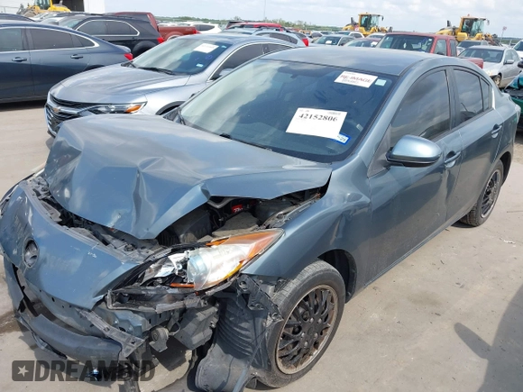 2013 Mazda 3 i Sport with VIN JM1BL1U76D1702885, listed as a IAAI auction lot 42152806 with 139,041 mi miles and . Bid and sale history available at DreamBid. Image 2.
