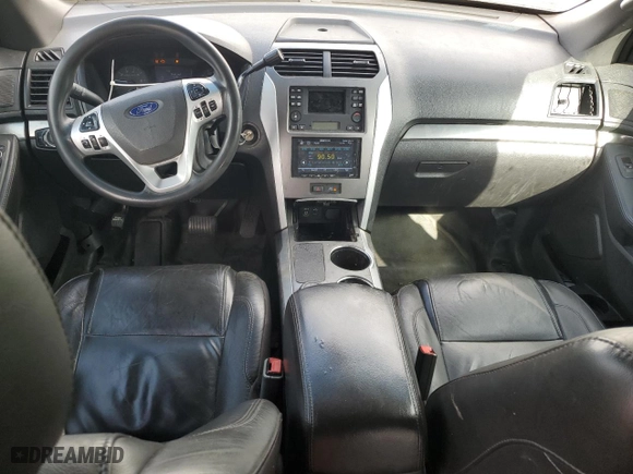 2014 Ford Utility Police Interceptor with VIN 1FM5K8ARXEGC51517, listed as a Copart auction lot 53895455 with 180,233 mi miles and Clean Title. Bid and sale history available at carsss.com. Image 8.