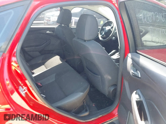 2014 Ford Focus SE with VIN 1FADP3F2XEL164830, listed as a IAAI auction lot 42073107 with 164,519 mi miles. Bid and sale history available at carsss.com. Image 8.