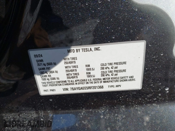 2024 Tesla Model Y Long Range with VIN 7SAYGAEE5RF201368, listed as a IAAI auction lot 41248963 with Not Provided miles and . Bid and sale history available at DreamBid. Image 9.
