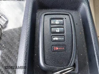 2014 Lexus IS 250 with VIN JTHCF1D20E5013076, listed as a IAAI auction lot 41987993 with 116,173 mi miles and . Bid and sale history available at DreamBid. Image 11.