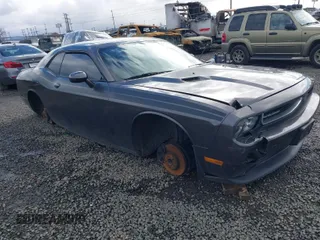 2013 Dodge Challenger SXT z VIN 2C3CDYAG0DH541776, wystawiony jako IAAI lot #41472285 z przebiegiem Nie podano mil oraz . Historia ofert i sprzedaży dostępna na DreamBid. Obrazek 1.