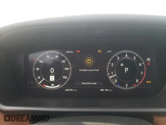 2018 Land Rover Discovery HSE Luxury with VIN SALRT2RV3JA070850, listed as a Copart auction lot 39531283 with 36,743 mi miles. Bid and sale history available at carsss.com. Image 9.