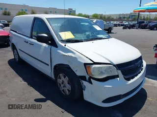 2013 Ram Cargo Van Tradesman с VIN 2C4JRGAG0DR735278, выставлен на аукционе IAAI как лот 42218052 с пробегом 111 393 миль миль и . История ставок и продаж доступна на DreamBid. Изображение 1.