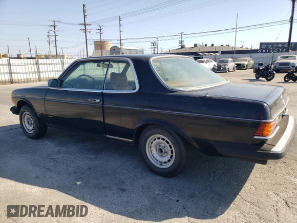 1979 Mercedes-Benz 300 с VIN 12315012002873, выставлен на аукционе Copart как лот 64473964 с пробегом 138 963 миль миль и Чистый • Clean title. История ставок и продаж доступна на DreamBid. Изображение 2.