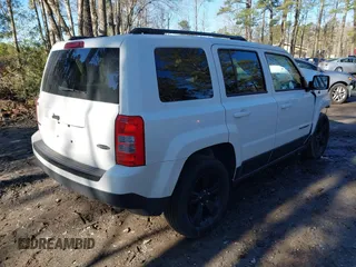 2015 Jeep Patriot Sport с VIN 1C4NJRBBXFD244570, выставлен на аукционе IAAI как лот 41695826 с пробегом Не указан миль и . История ставок и продаж доступна на DreamBid. Изображение 4.