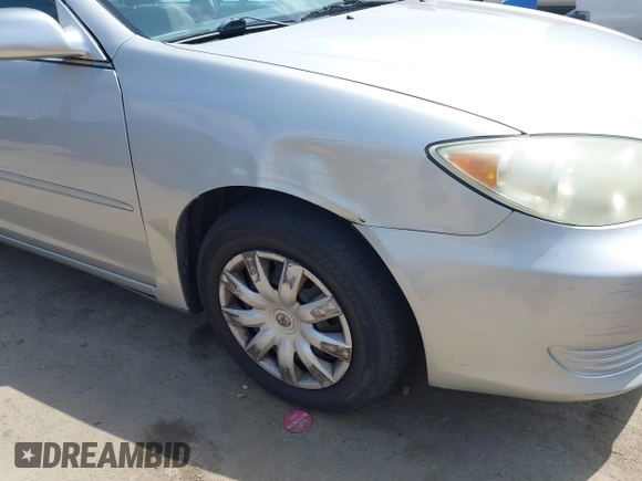 2006 Toyota Camry STD with VIN 4T1BE32K26U164258, listed as a IAAI auction lot 42120723 with 172,018 mi miles. Bid and sale history available at carsss.com. Image 20.
