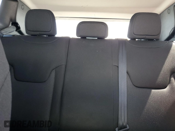 2018 Jeep Renegade Upland с VIN ZACCJBAB5JPH35056, выставлен на аукционе Copart как лот 56833755 с пробегом 100 949 миль миль и Списание • Salvage title. История ставок и продаж доступна на DreamBid. Изображение 10.